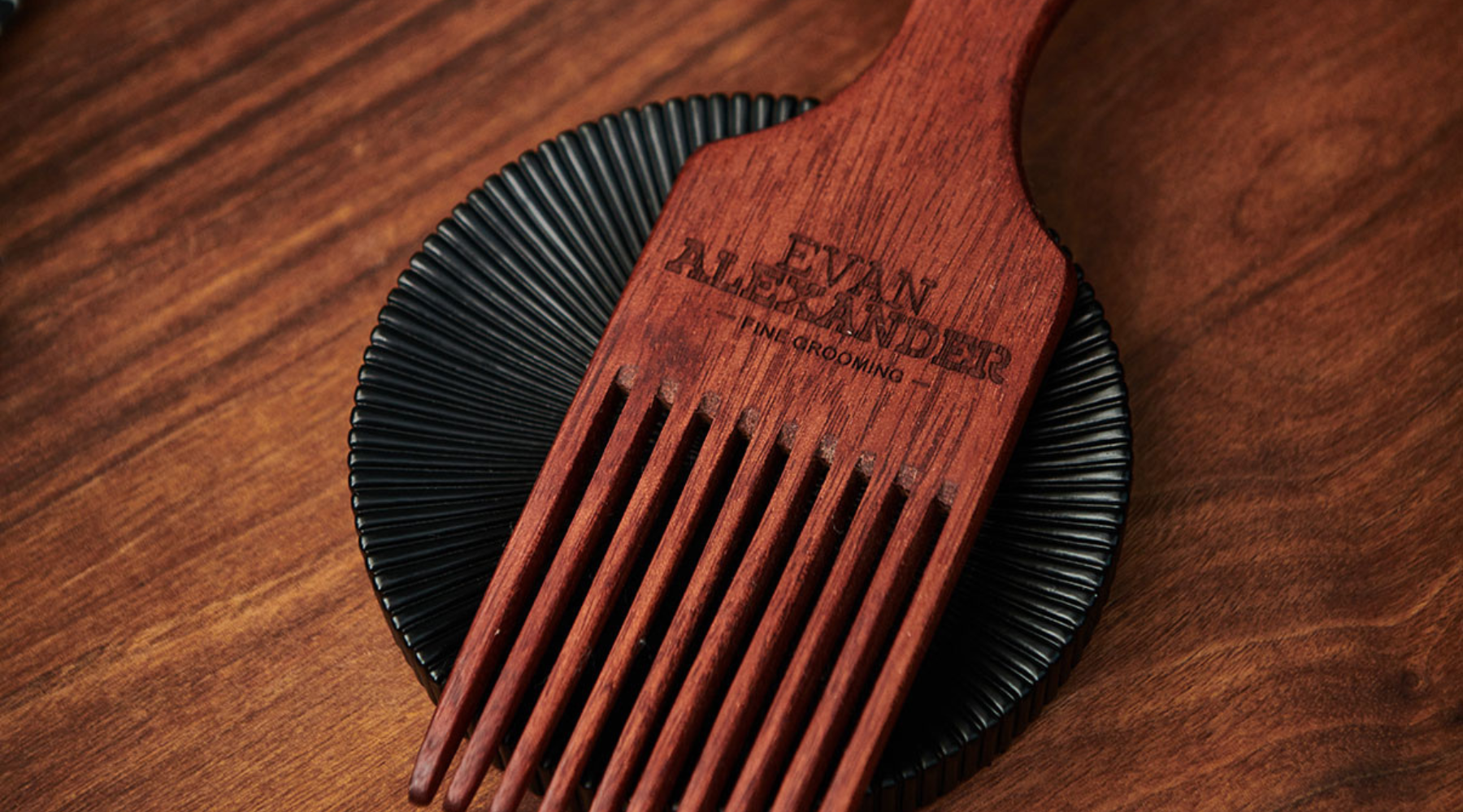 What You Should Know about Wooden Picks for Your Grooming Routine