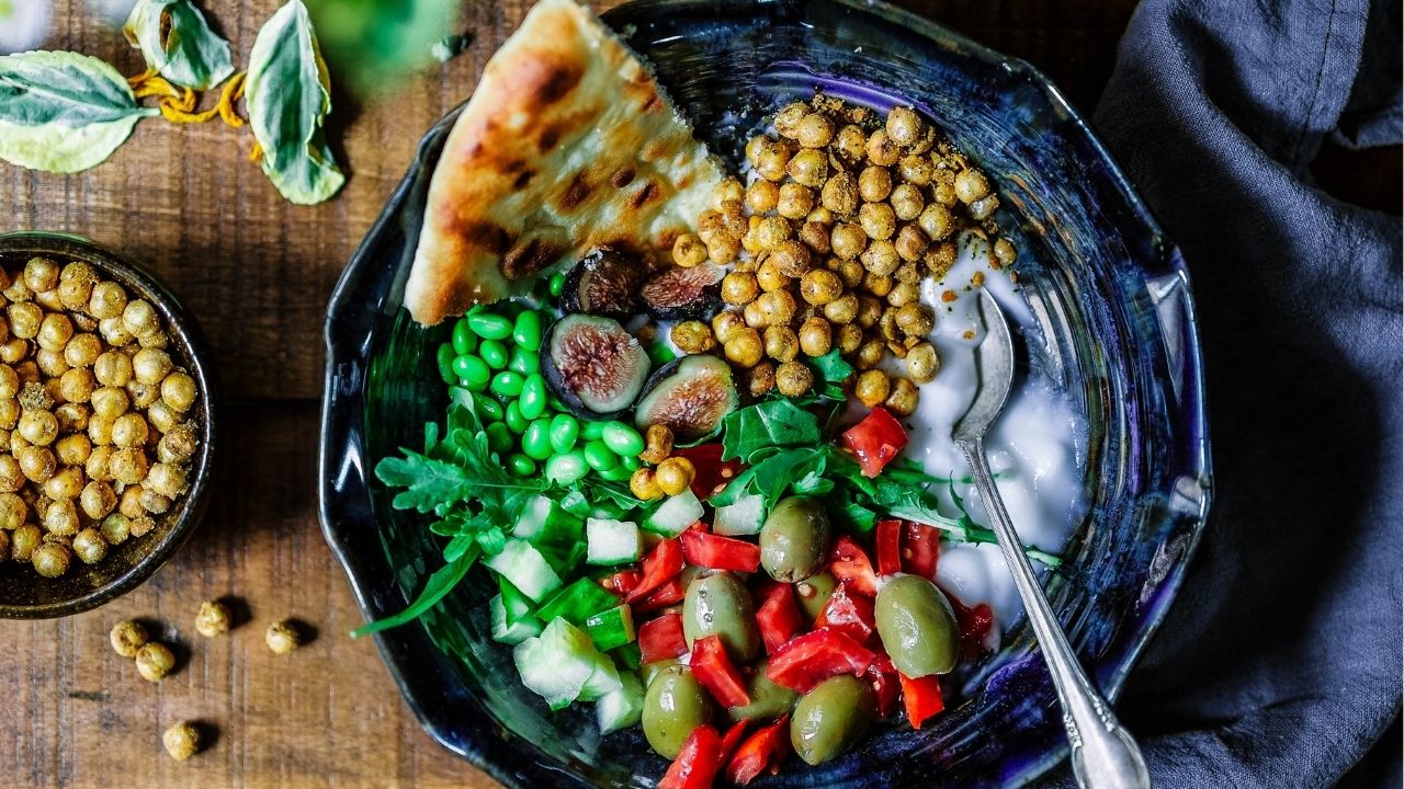 What to Eat for Clear Skin: Top Foods for Radiant Skin